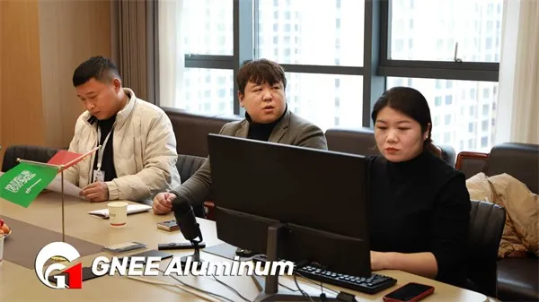 Saudi Arabian customer signs contract for 50 tons of aluminum plates Saudi Arabian customer signs contract for 50 tons of aluminum plates